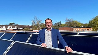 Ein Portrait von Andreas Majeri