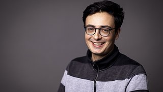 Ein Portrait von Steve Hammer