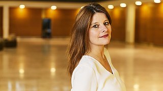 Portrait von Maria Hill.